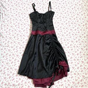 🌷RARE Lip Service Helena Dress